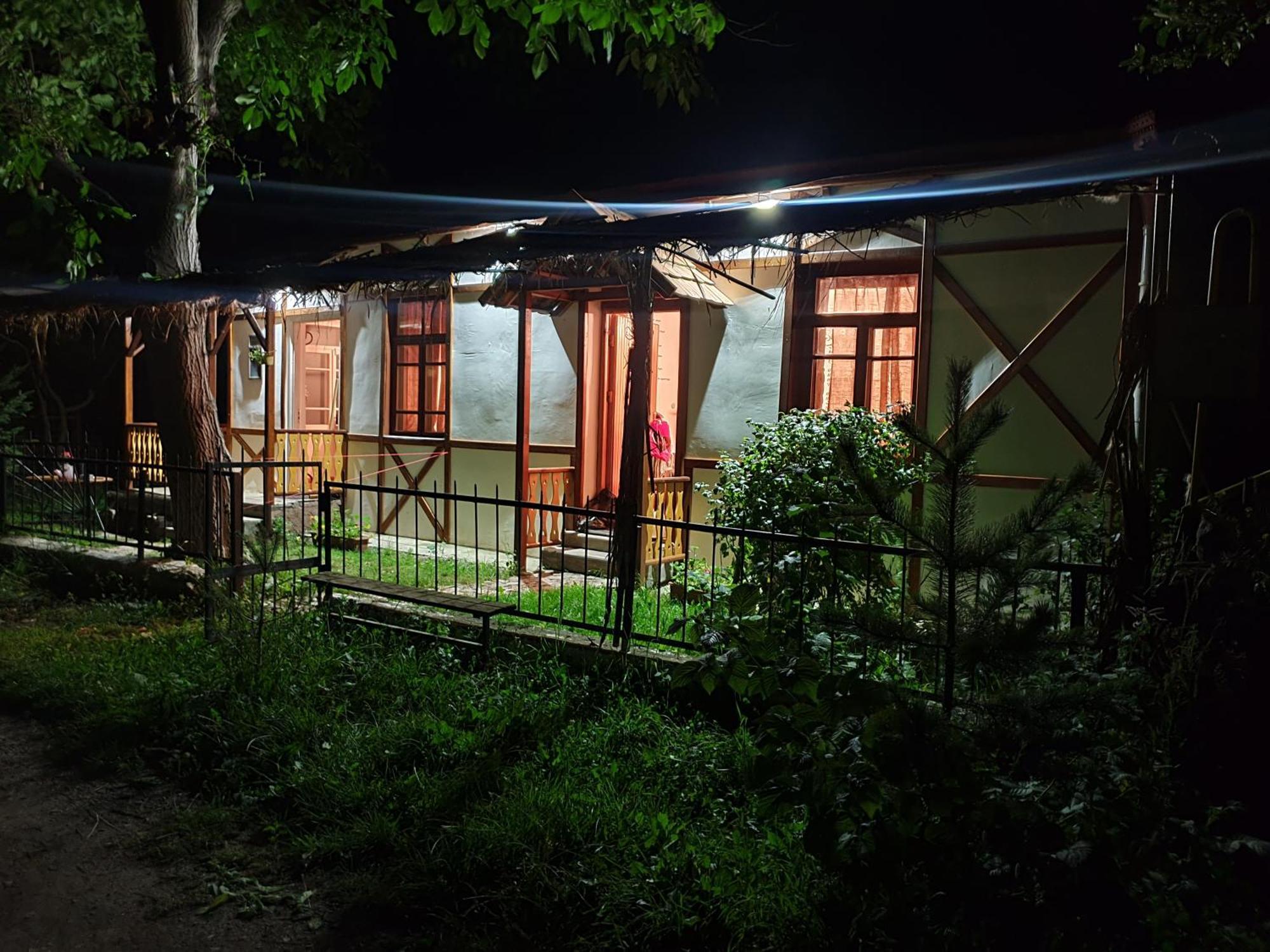 Hnameni Stepanavan Guesthouse - Hotel חדר תמונה